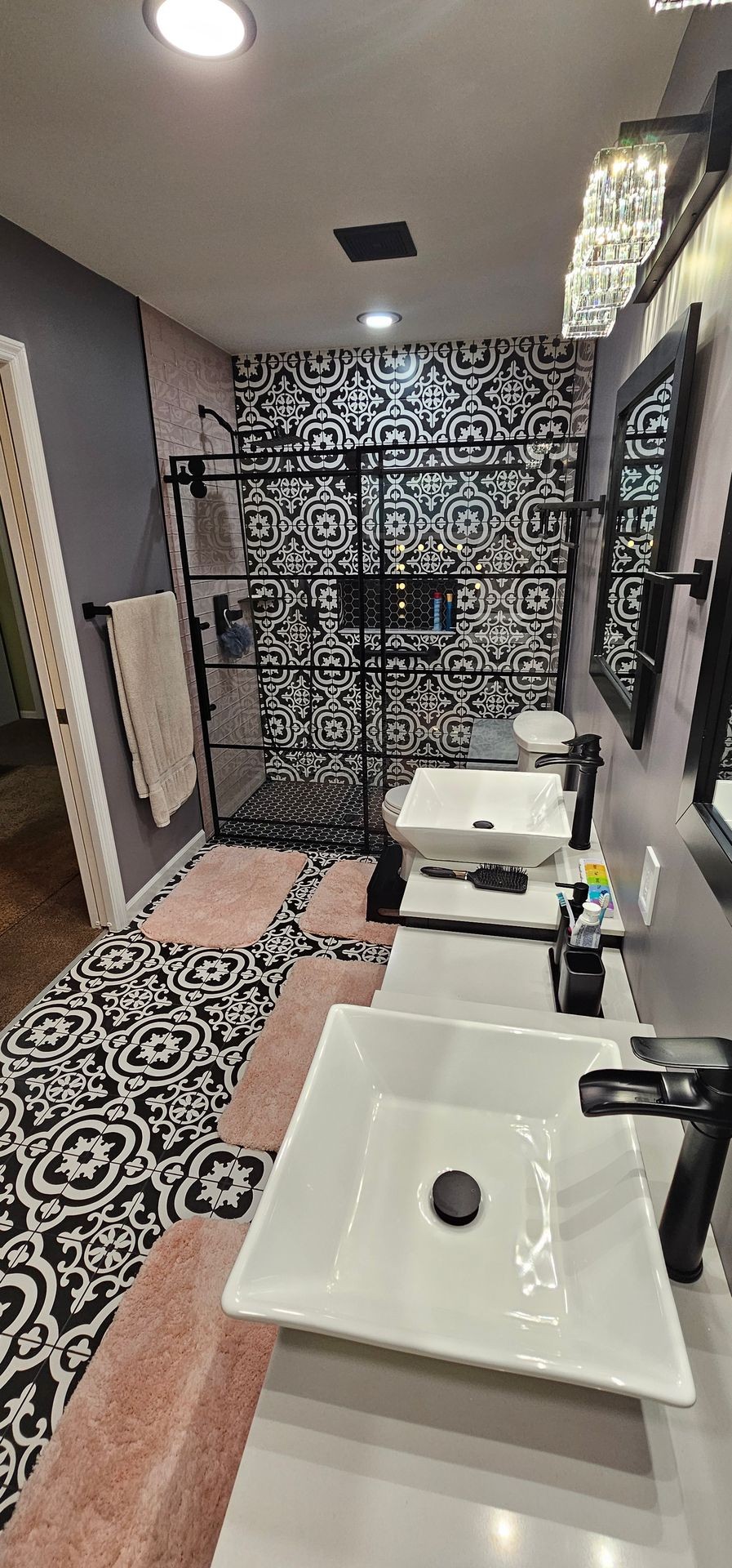 Curbless Entry Showers 